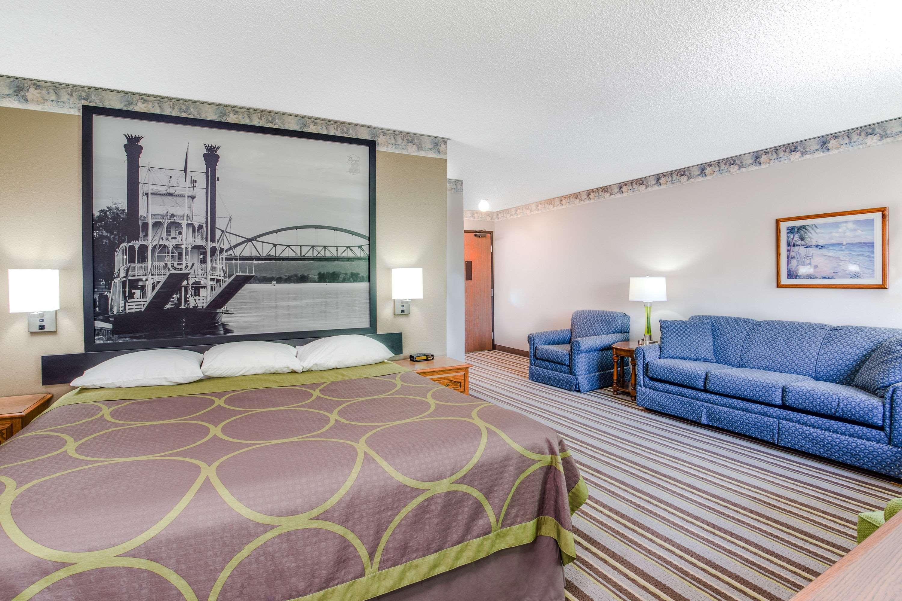 Super 8 By Wyndham Green Bay Near Stadium Экстерьер фото