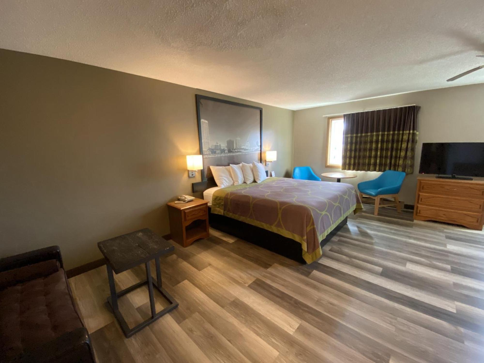 Super 8 By Wyndham Green Bay Near Stadium Экстерьер фото